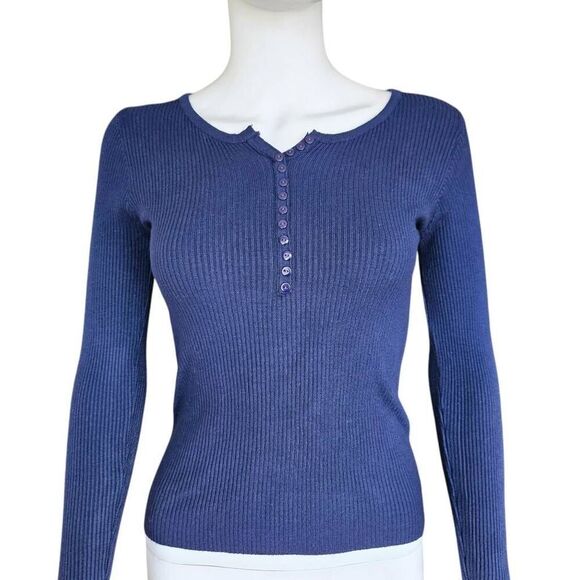 y2k minimalist fitted henley - Picture 2 of 6